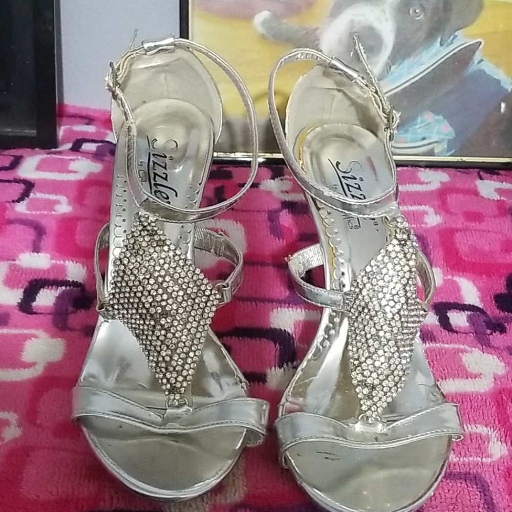 High heels - Picture 4 of 4